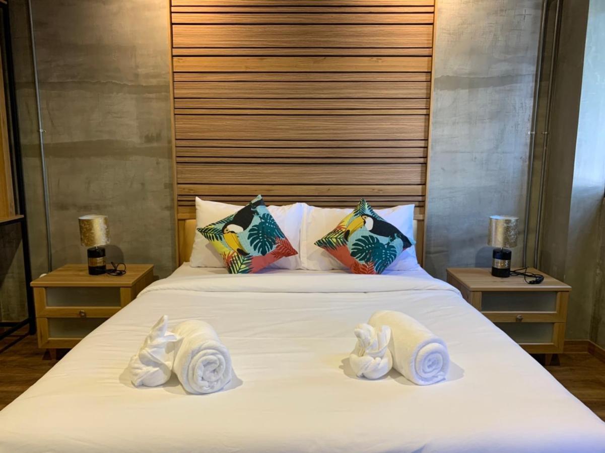 Pinghostel (Adults Only) Chiang Mai Buitenkant foto