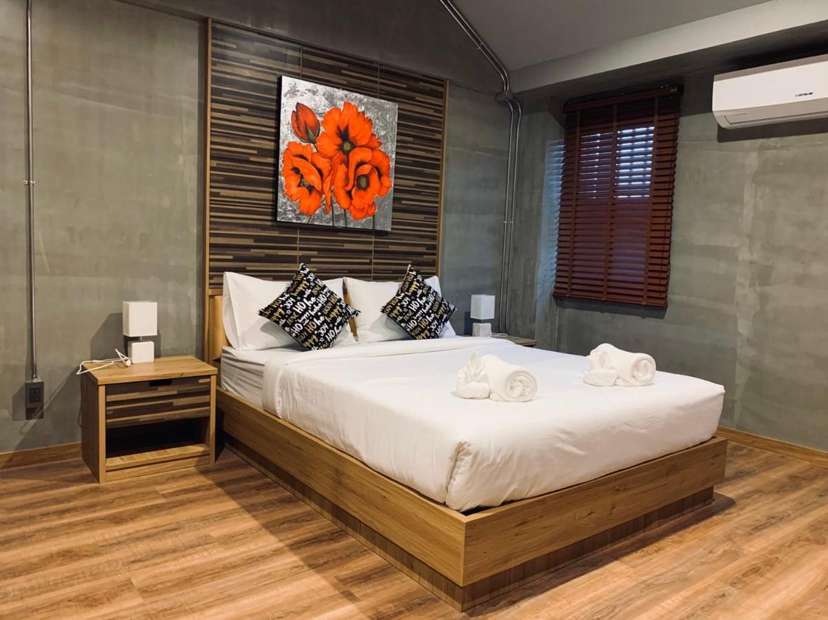 Pinghostel (Adults Only) Chiang Mai Buitenkant foto